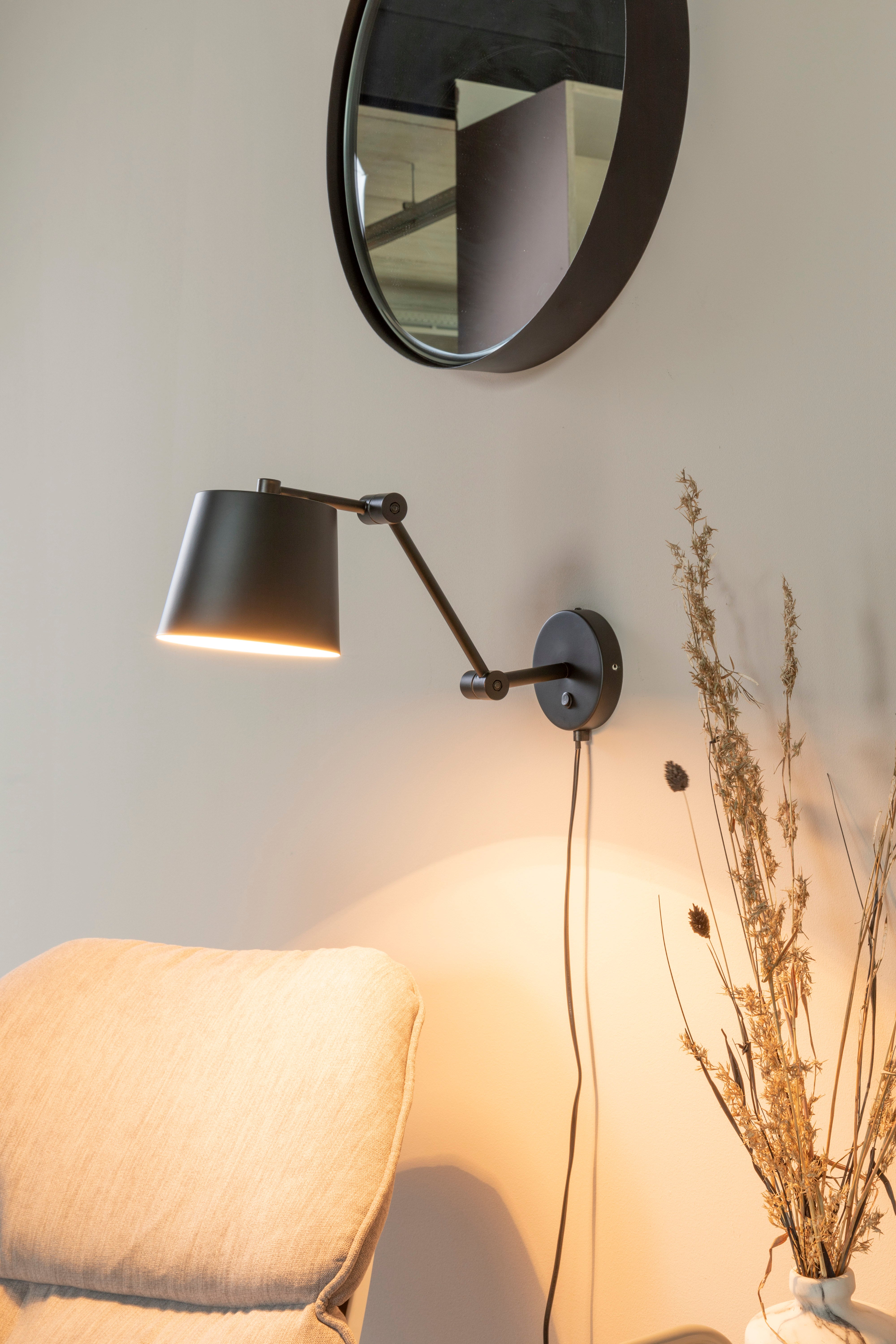 Wall Lamp Hajo