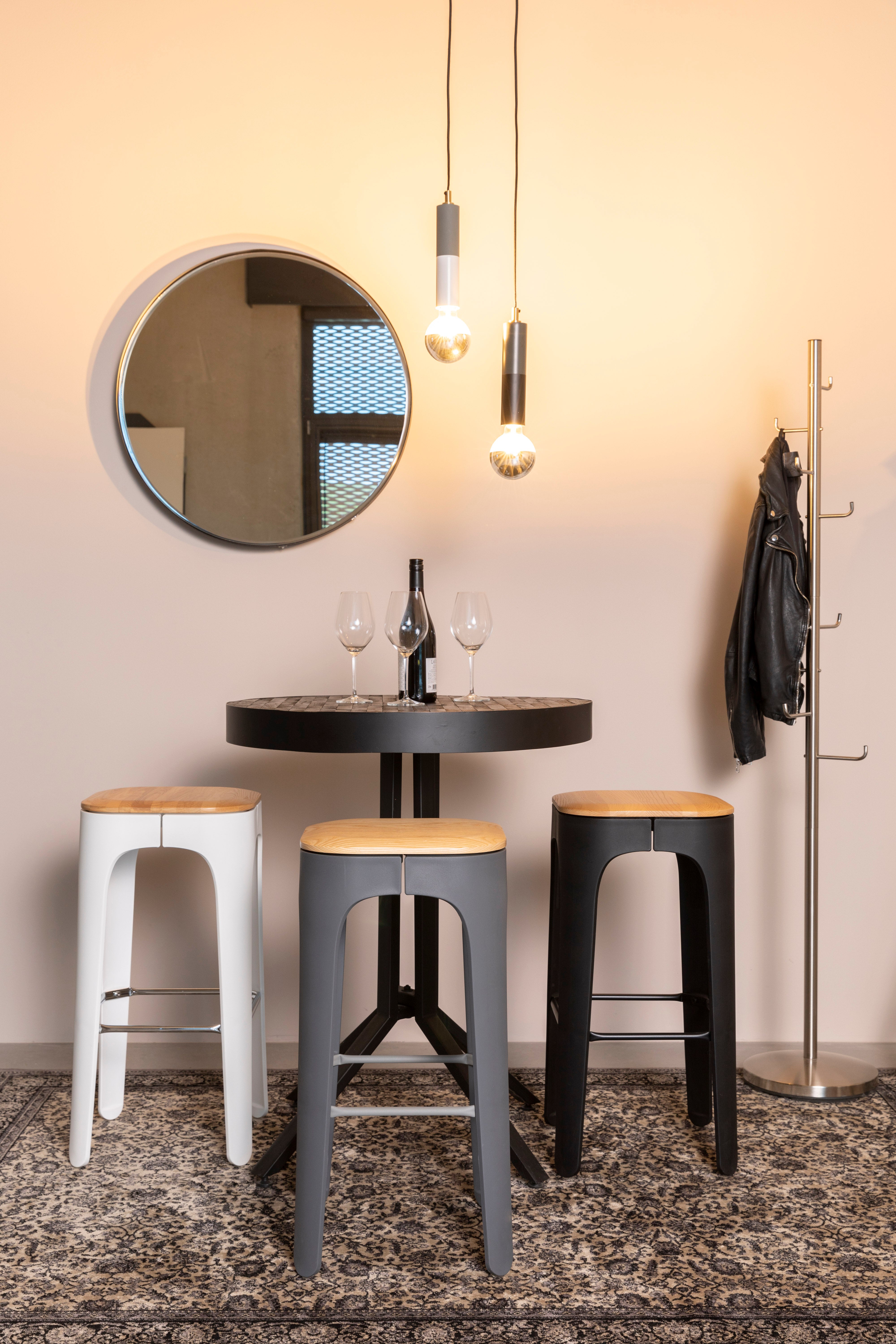 Mirror Raj Medium