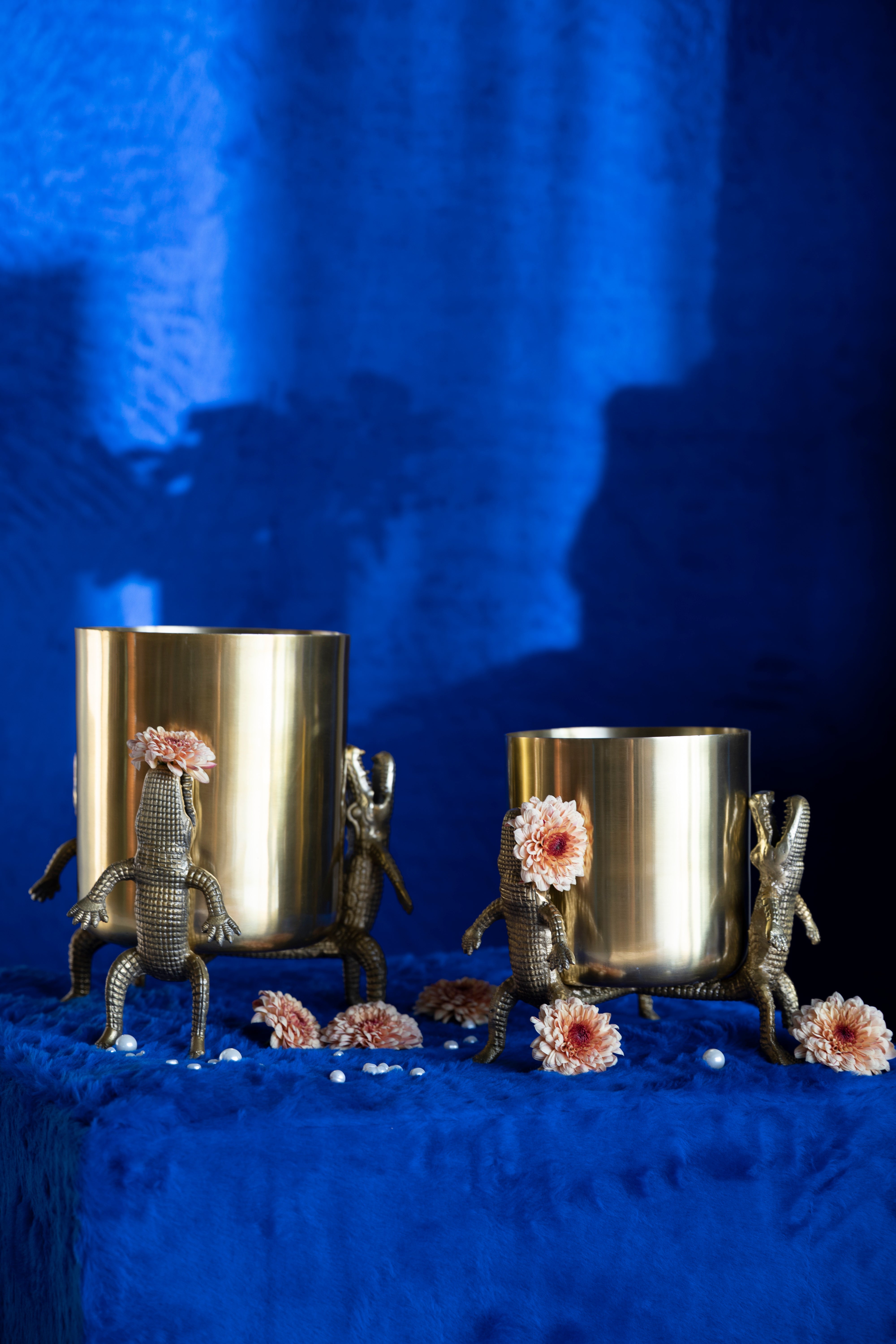 Surrounded By Crocodiles Vase M